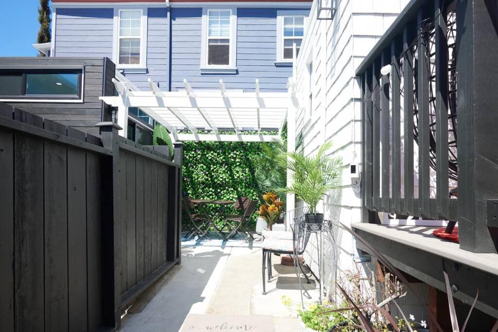 Tiny Living; Big Style photo 4
