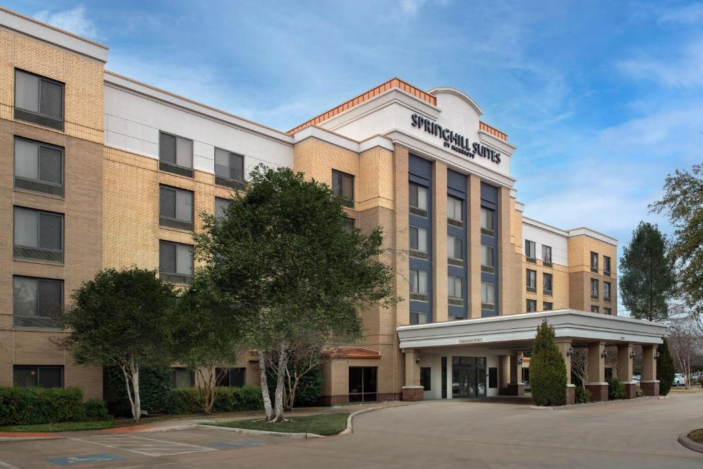 SpringHill Suites Dallas Addison/Quorum Drive photo 2