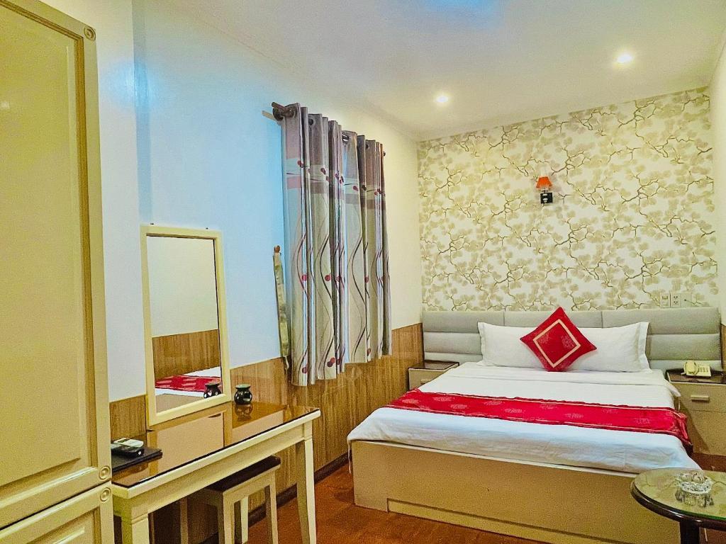 Khách Sạn Linh Phương 2