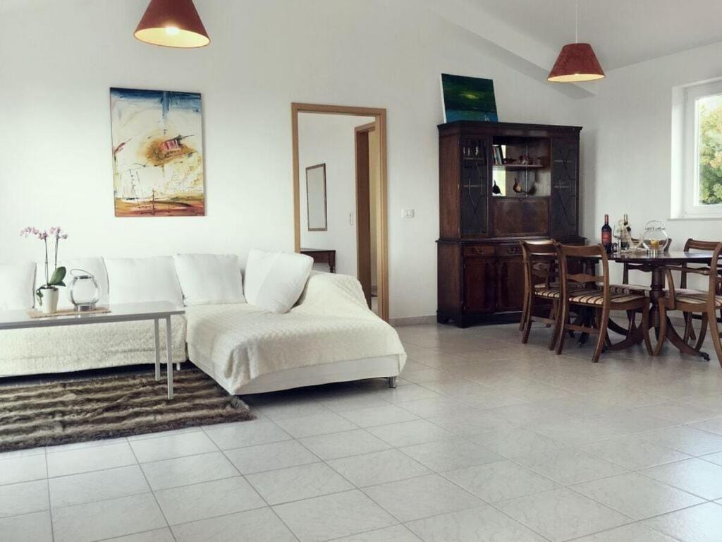 Holiday home Villa Alisa photo 1