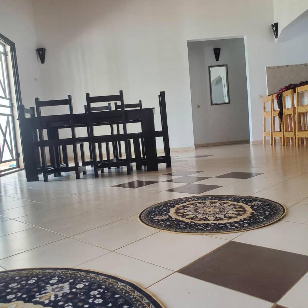 Ngaring 3 chambres salon photo 2