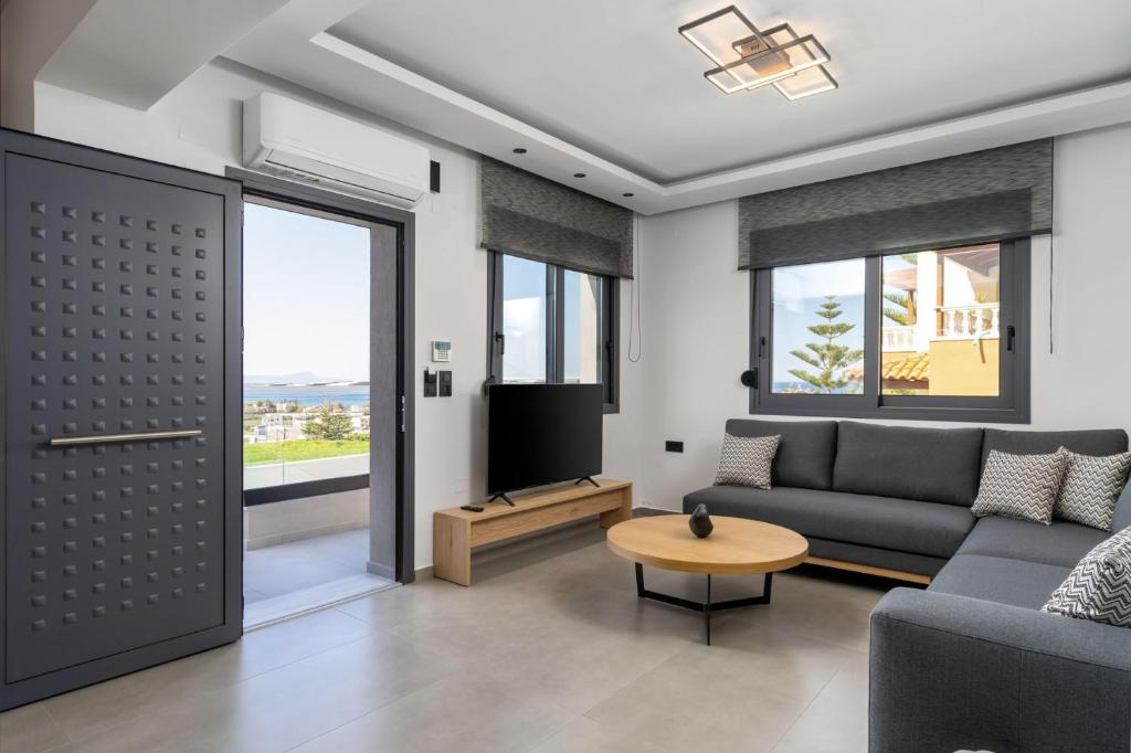 Villa Solaire - With 2 Private Pools Sauna - Tap to explore photos