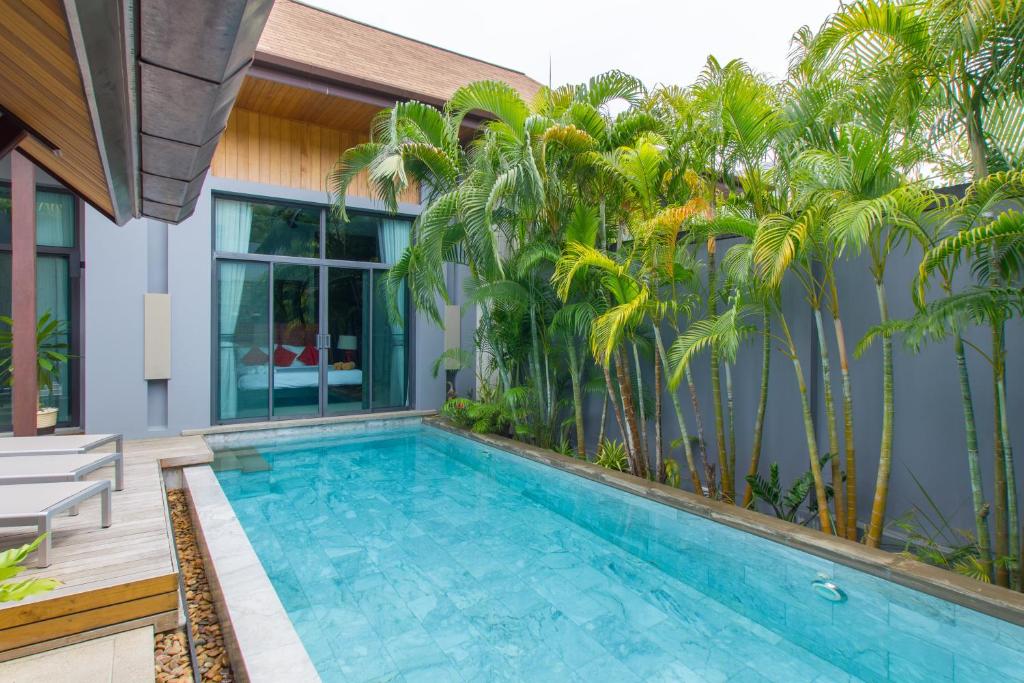 Stylish 3BR Pool Villa Onyx H4, Gated Residence, Near Rawai & Naiharn Beach