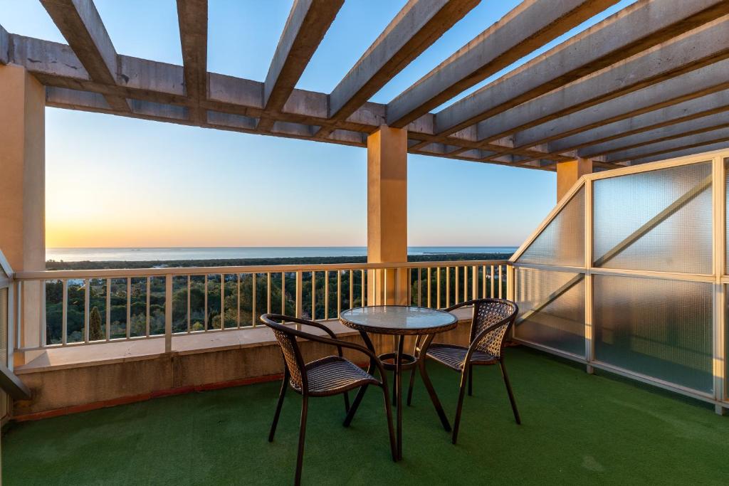 Costablanca Explore Hostel Sports & Events photo 3