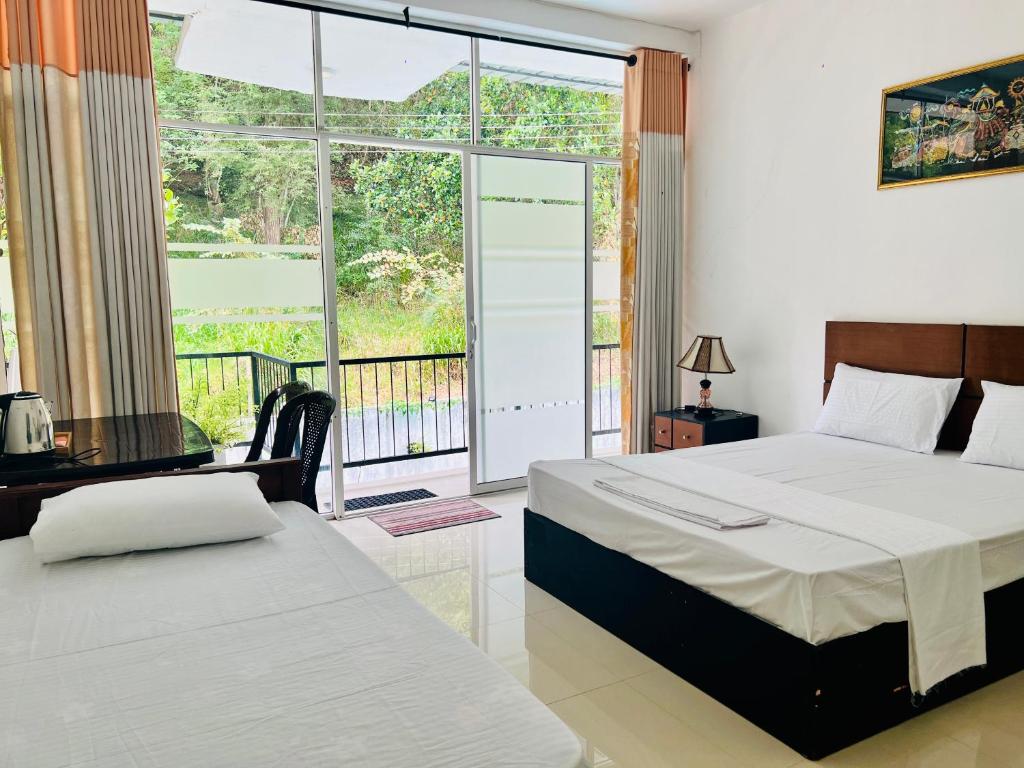 Eco Resort Kandy photo 3