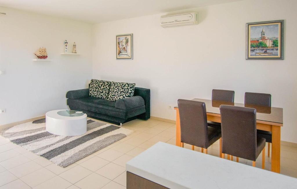 Apartments Etera photo 3