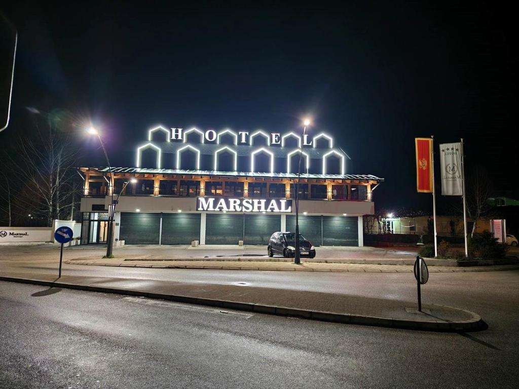 Hotel Marshal