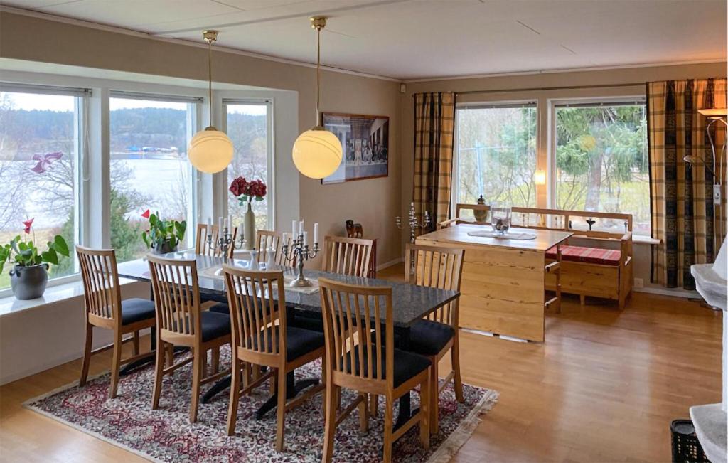 Amazing Home In Valdemarsvik With Wifi photo 3