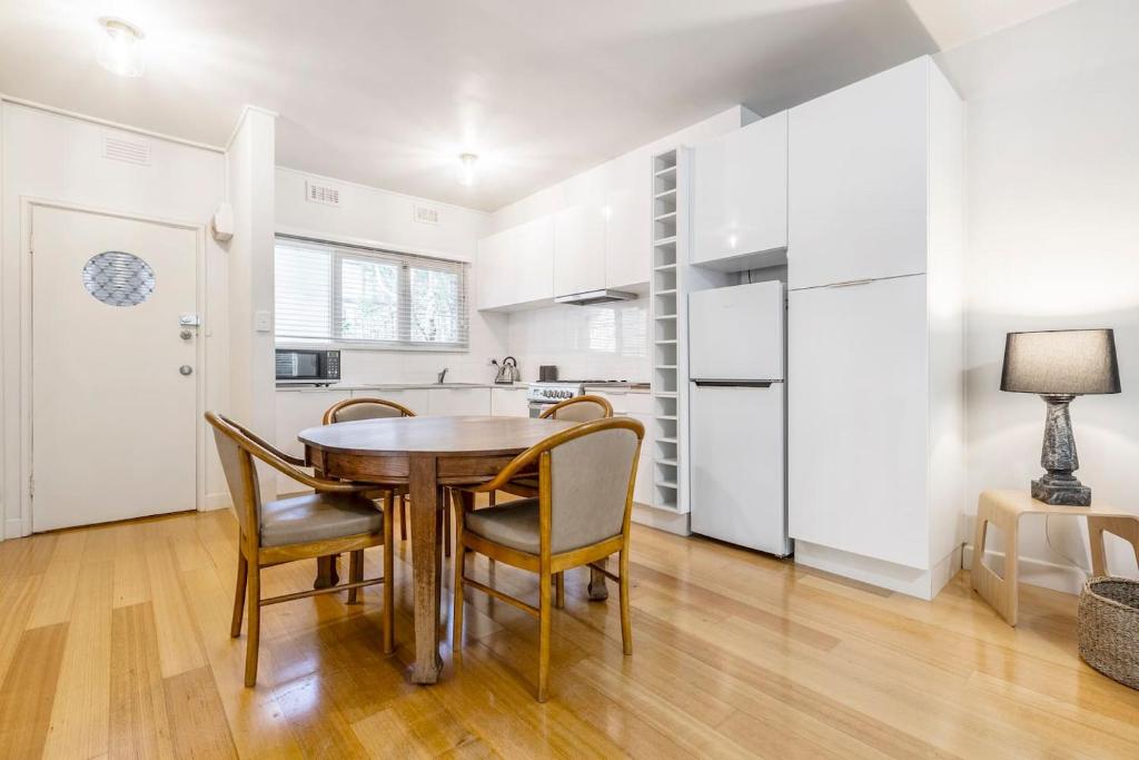 Coolullah Charm - Your Cosy South Yarra Stay photo 2