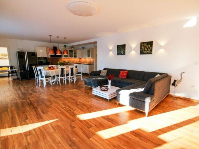 Villa Hedonistra photo 4