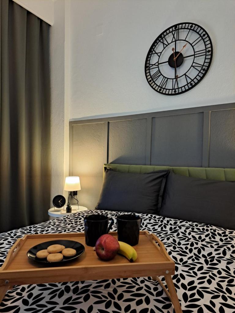 Stylish City Center Apartment photo 1