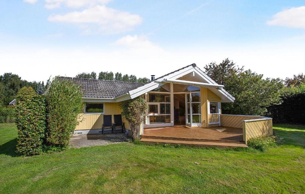 Gorgeous Home In Tisvildeleje With Wifi