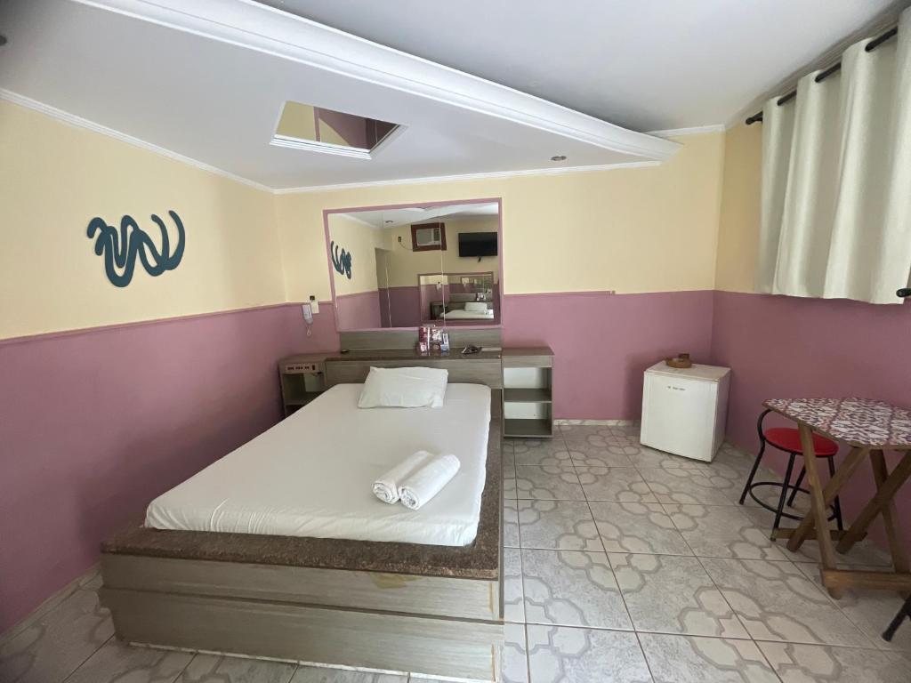 lux motel photo 2