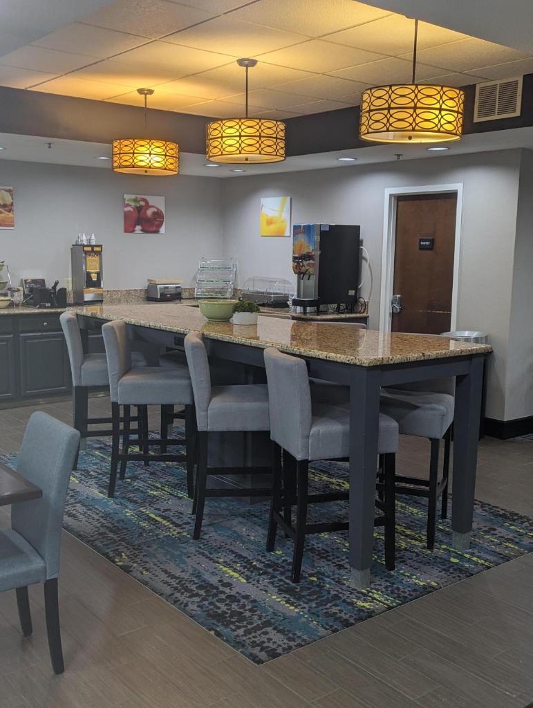 Quality Inn Danville - University Area photo 4