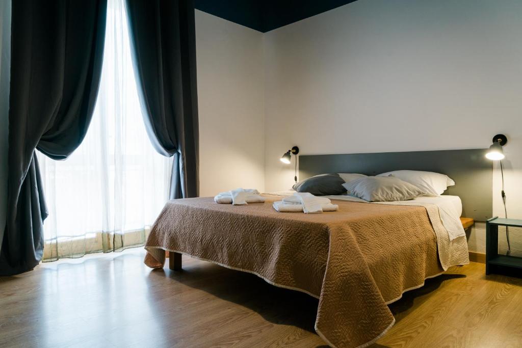 Matlis Room Type - Deluxe Double Room with Balcony