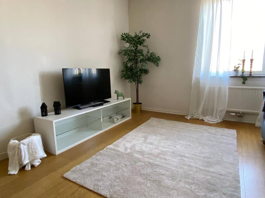 Spacious 1 bedroom flat, Lidingo photo 2