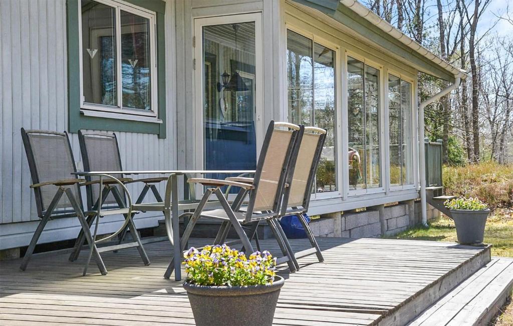 2 Bedroom Awesome Home In rkeljunga photo 1