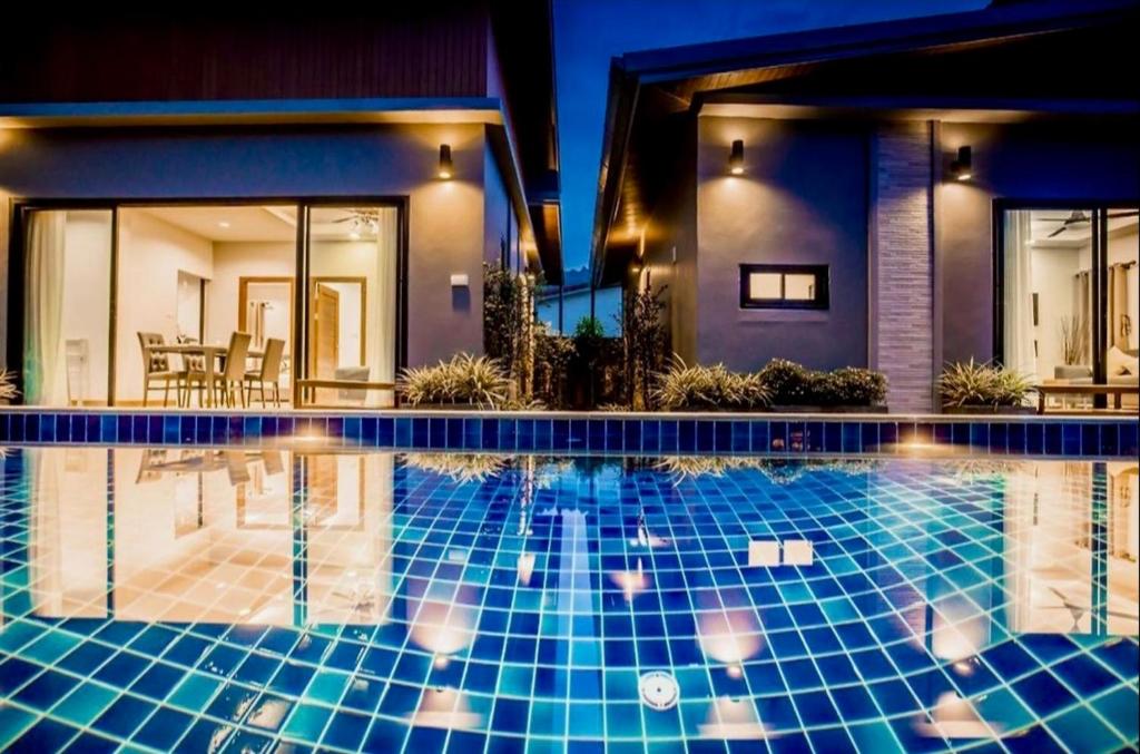 The Sister Pool Villa photo 4