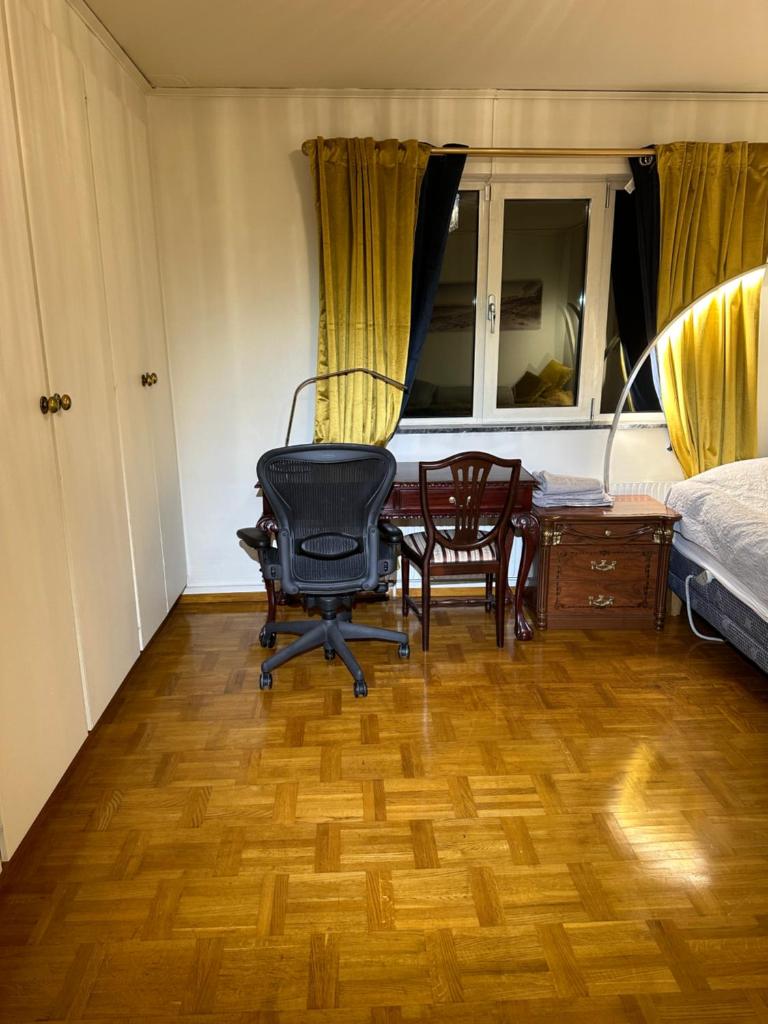 Stockholm stort Rum - Dator Arbetsplats Gratis Wifi 1Gb Fiber Parkering Garderober Room2 photo 1