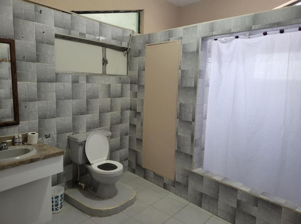 Arnold's Guest House photo 4