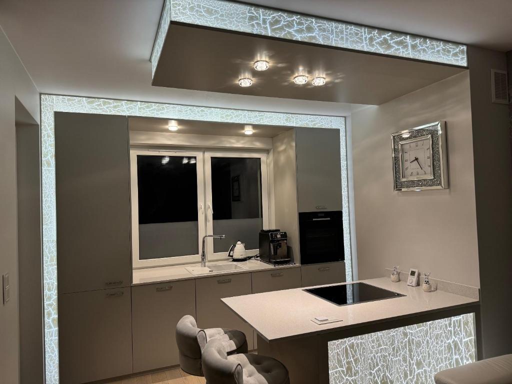 AKOYA APARTMENTS Bianco photo 2
