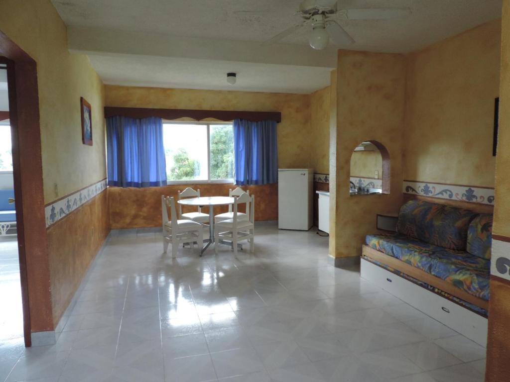 Dorados Conventions & Resort photo 1
