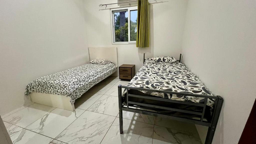 Homely 3 bedroom ensuite apartment with a garden, perfect for your dream getaway! photo 3