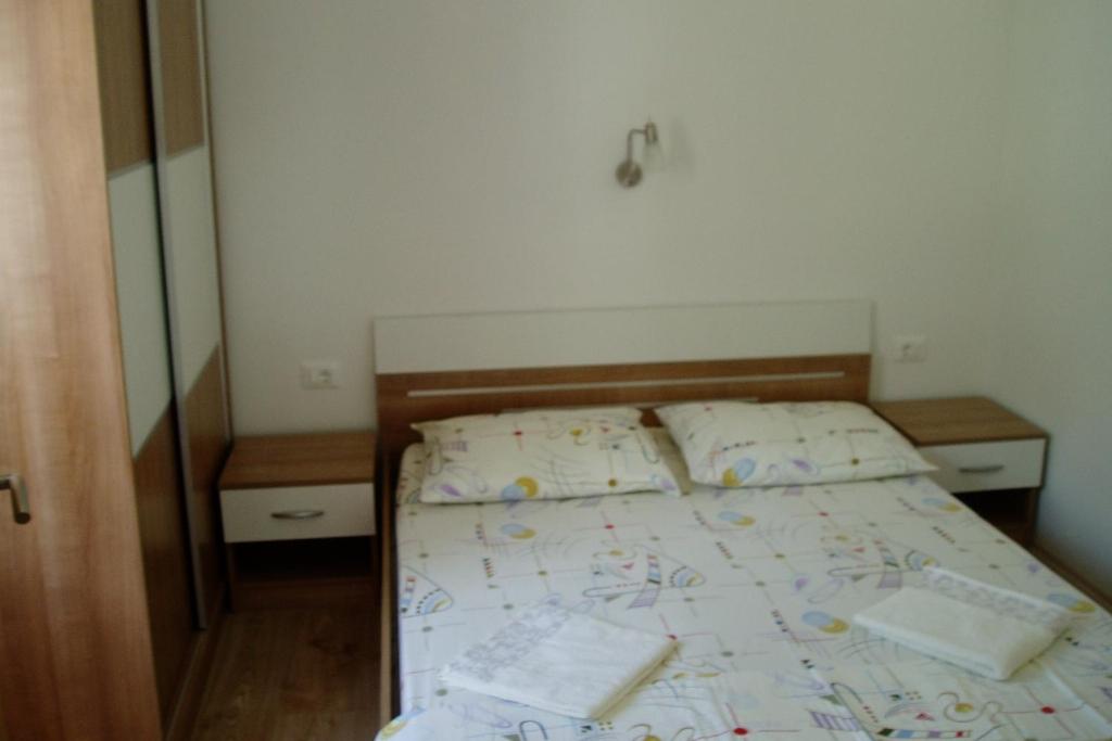 Apartments by the sea Igrane, Makarska - 22690 photo 4