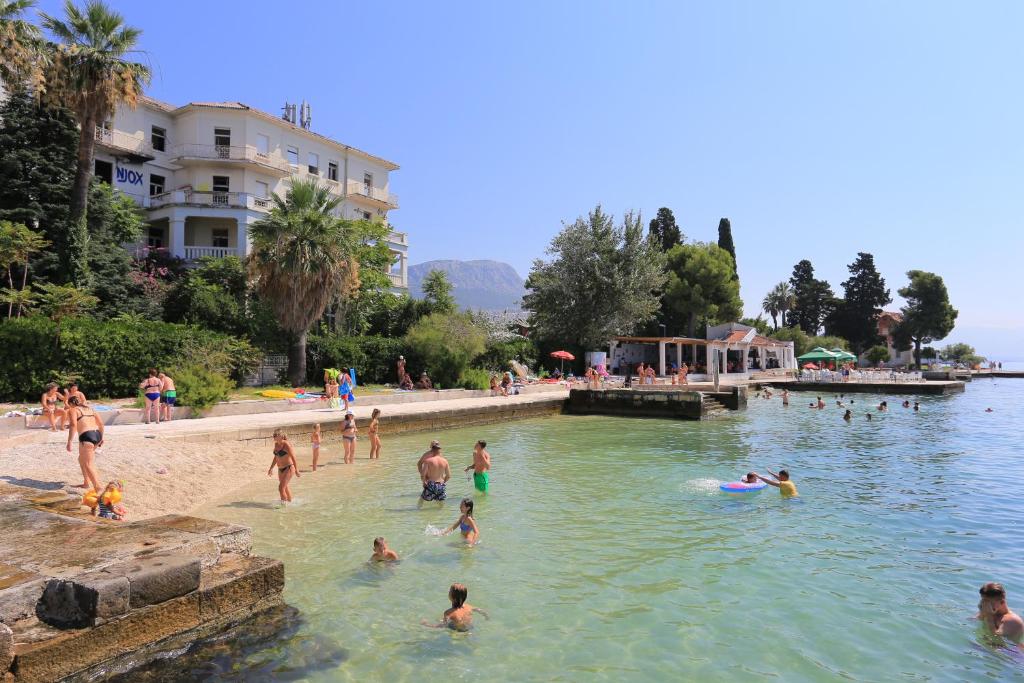 Holiday house with a swimming pool Lecevica, Zagora - 22829 photo 1