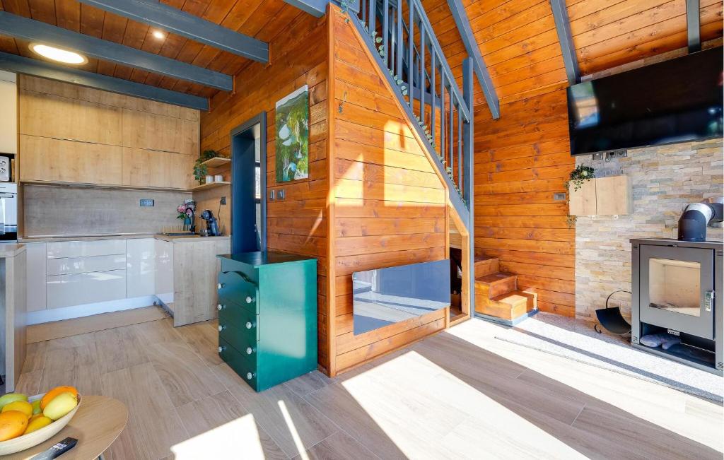 Beautiful Home In Visoko With Wifi photo 3