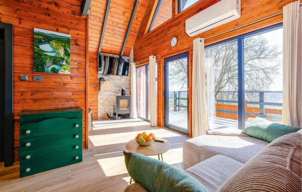 Beautiful Home In Visoko With Wifi photo 4
