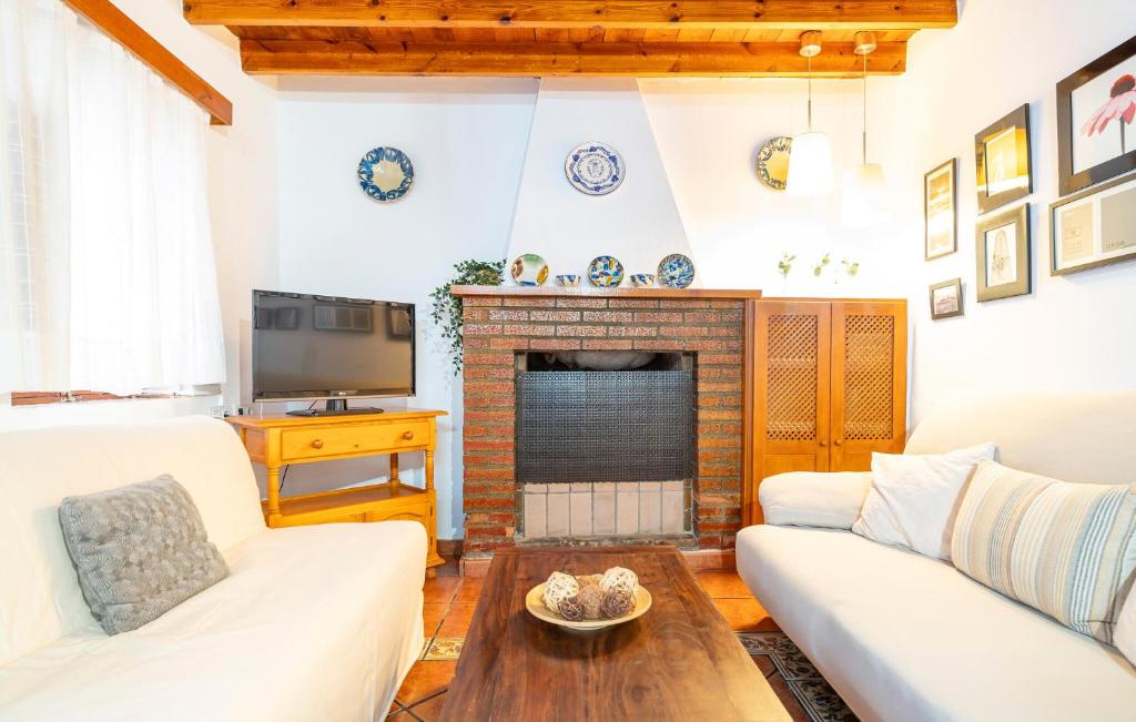 Cozy Apartment In Hortichuelas With Kitchenette photo 3