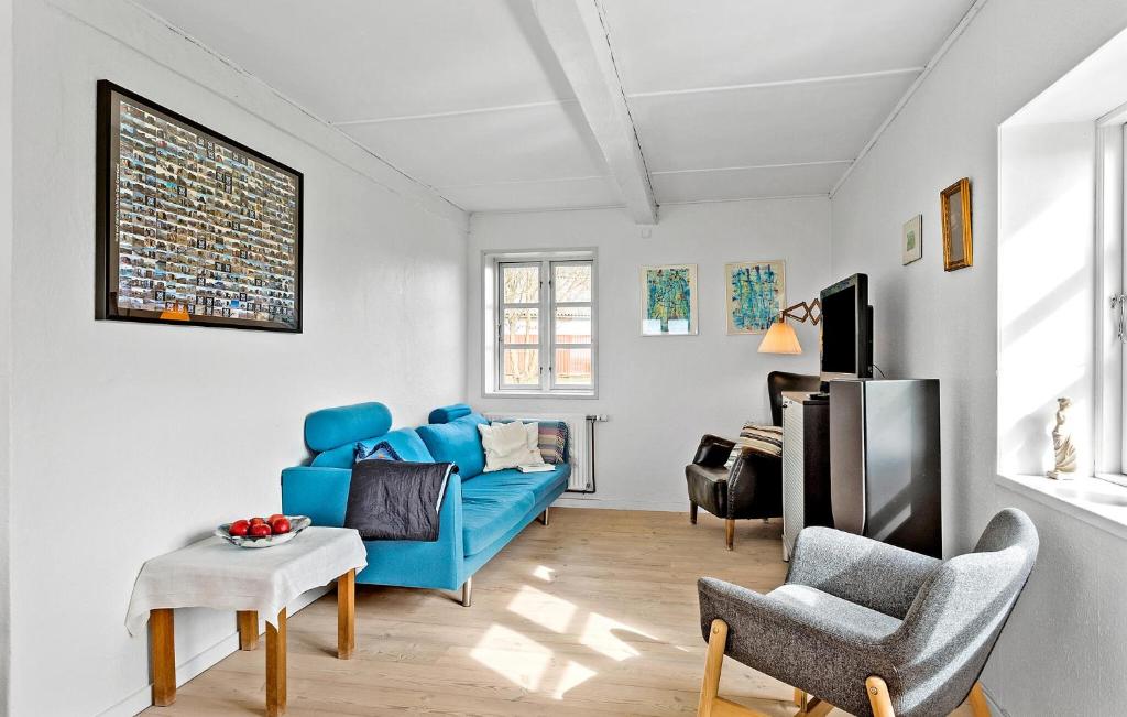 5 Bedroom Gorgeous Home In Bjrn photo 4