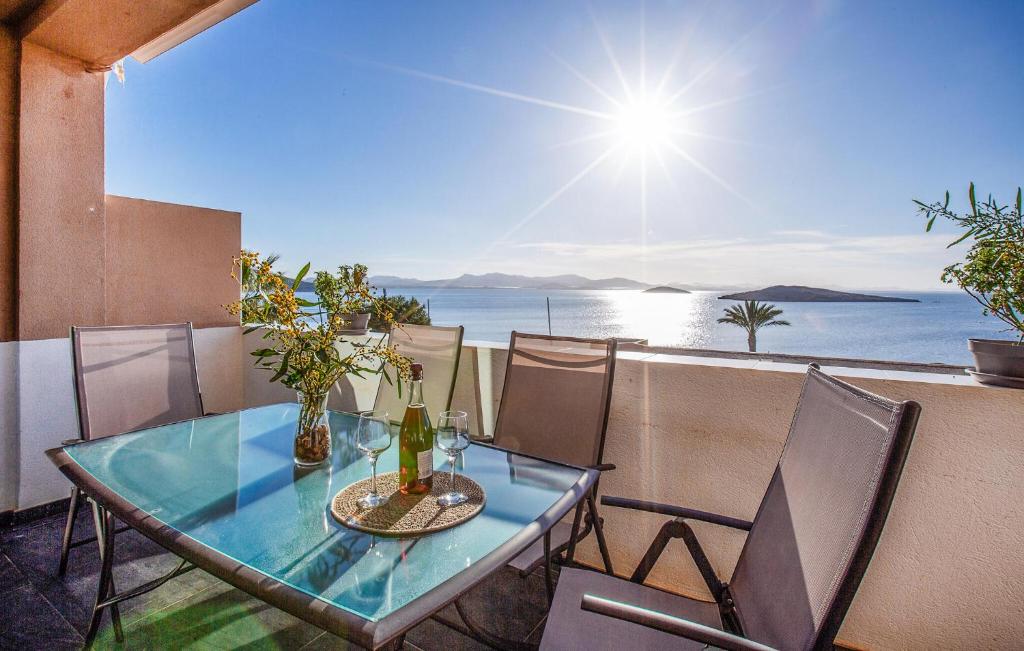 Nice Apartment In La Manga Del Mar Menor With Kitchen