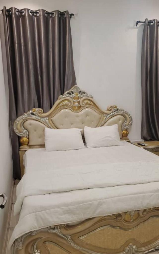Luxurious Home - Isheri Magodo photo 2