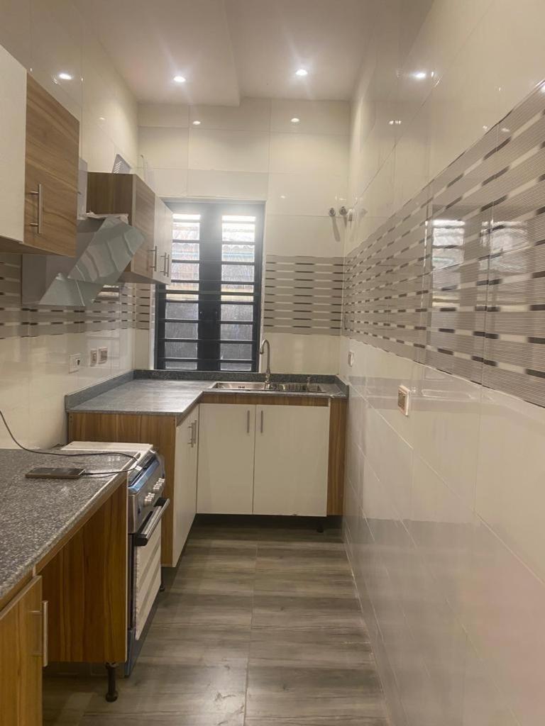 Luxurious Home - Isheri Magodo photo 3