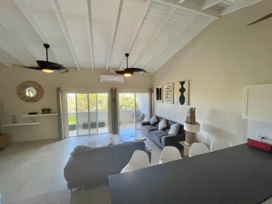 New* Tropical Modern Townhouse in SXM photo 1