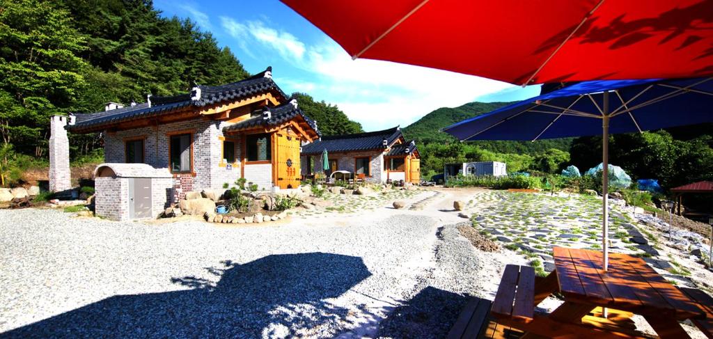 봄이오는길목 Spring way pension photo 3