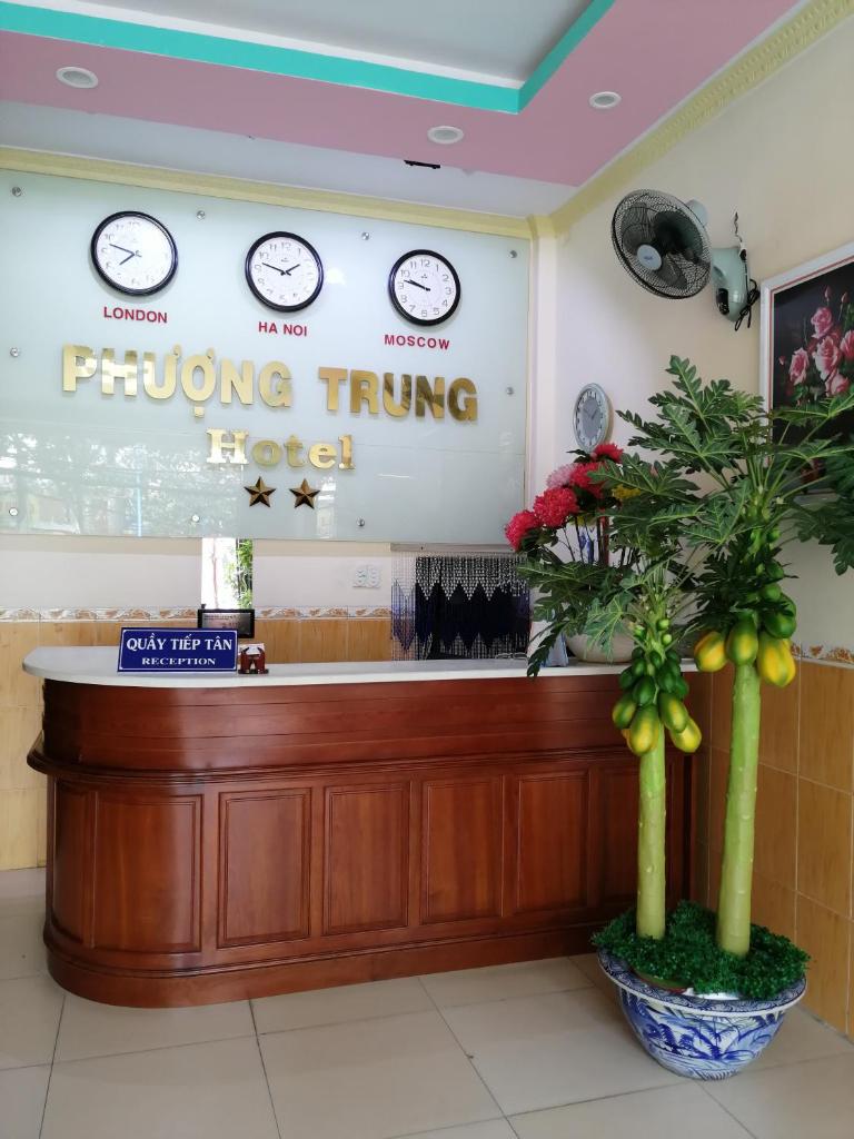 Phượng Trung Hotel