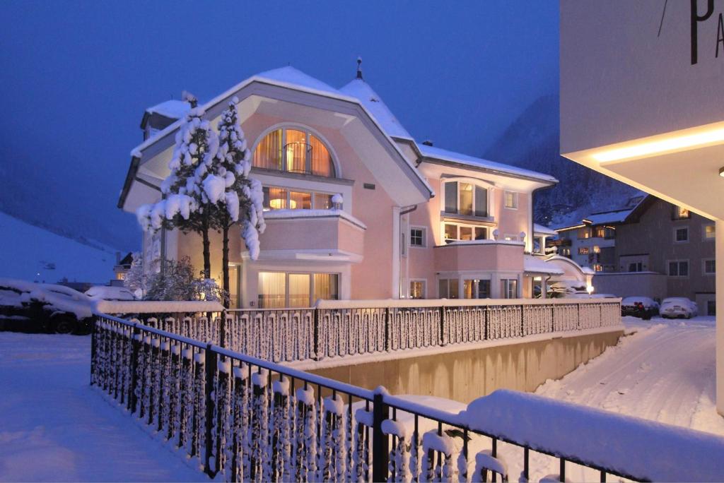 Grütter Luxury Apartments photo 4