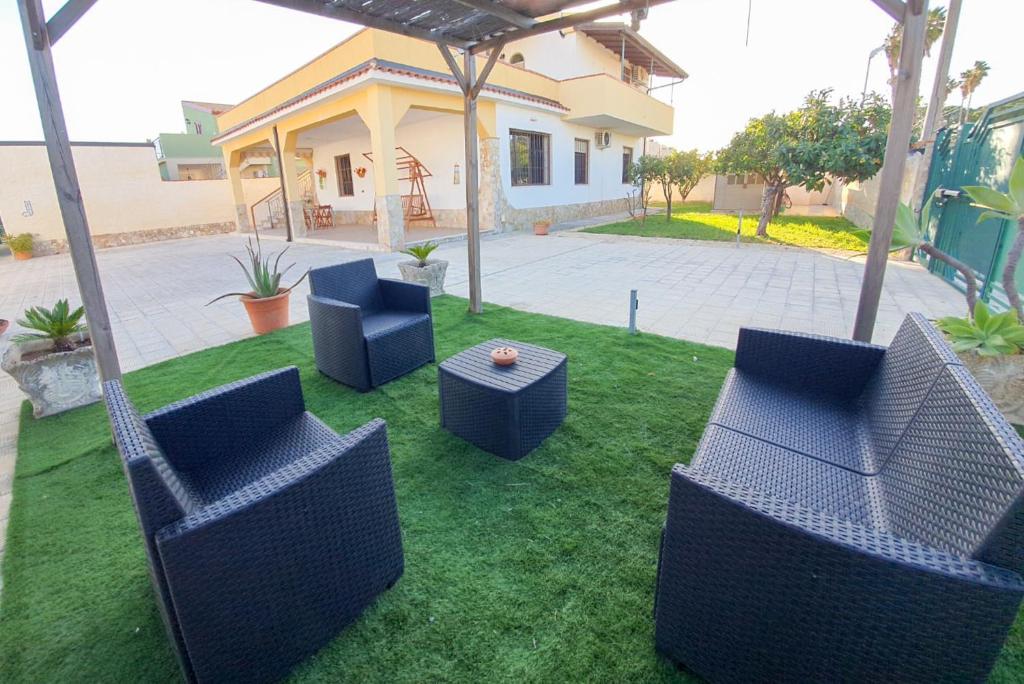 Villa La Sosta - 150m dal mare - Patio Privato e Areal Relax