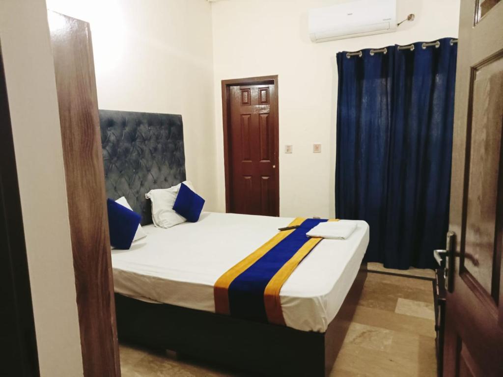 Second Home Family Hotel photo 3
