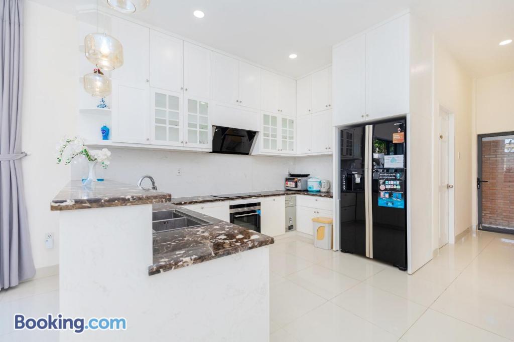 WHITE DAY Villages THỦY TIÊN sát biển