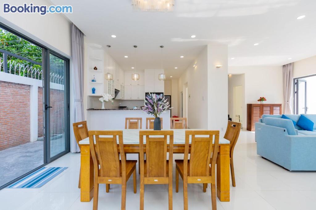 WHITE DAY Villages THỦY TIÊN sát biển