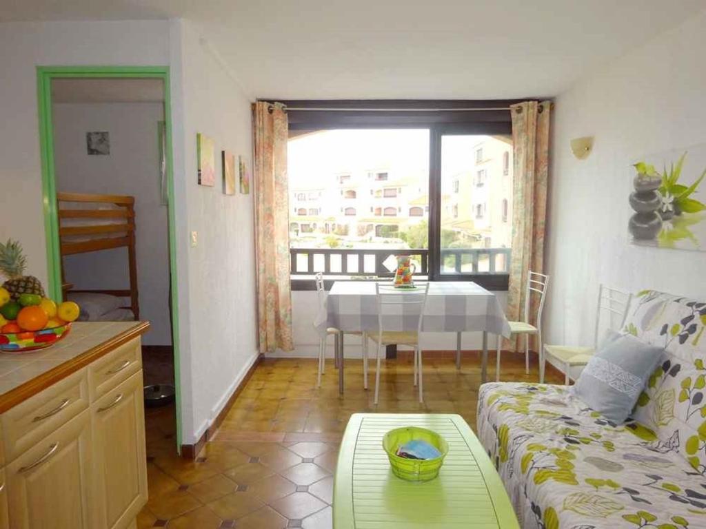 Appartement Le Barcarès, 3 pièces, 4 personnes - FR-1-782-37 photo 1
