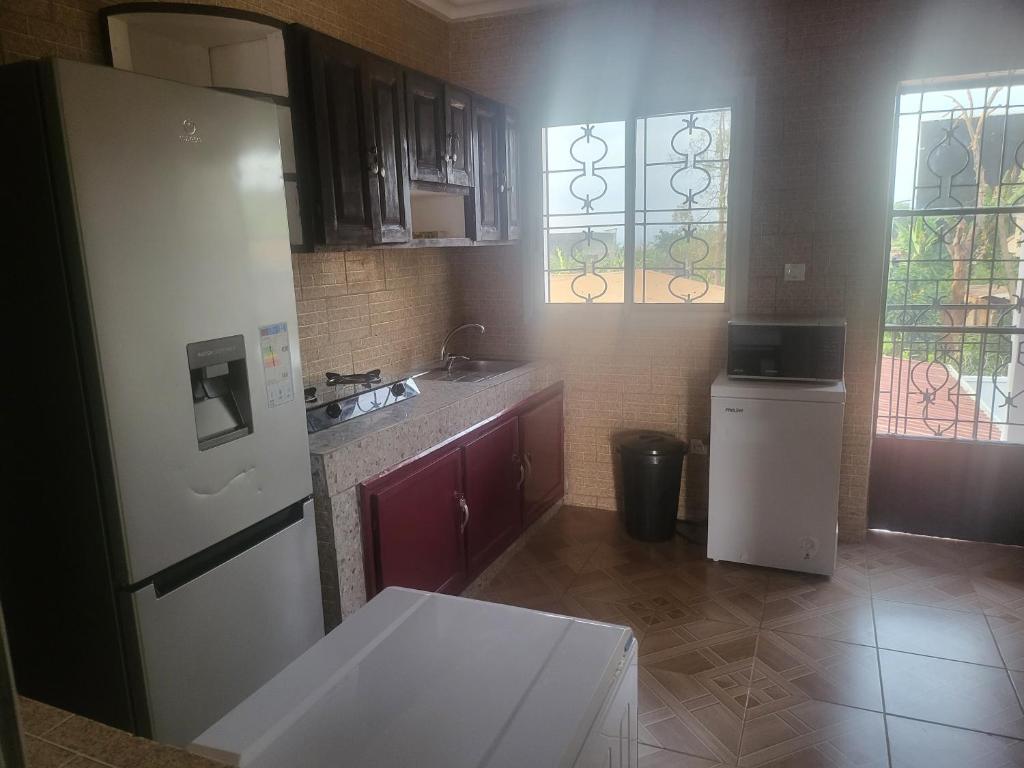 RESIDENCE LA VARENNE, DSCHANG photo 2
