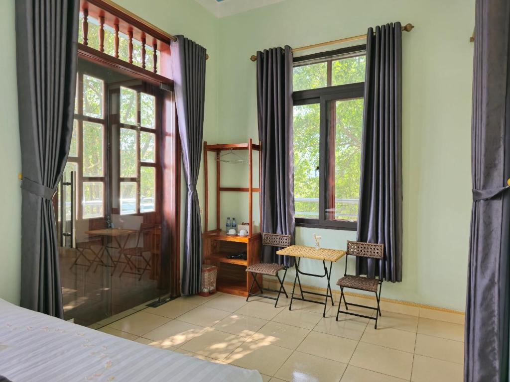 Vi TamCoc Hotel