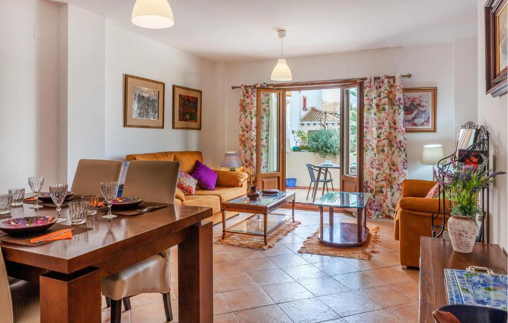 Lovely Apartment In Ayamonte With Kitchen photo 3