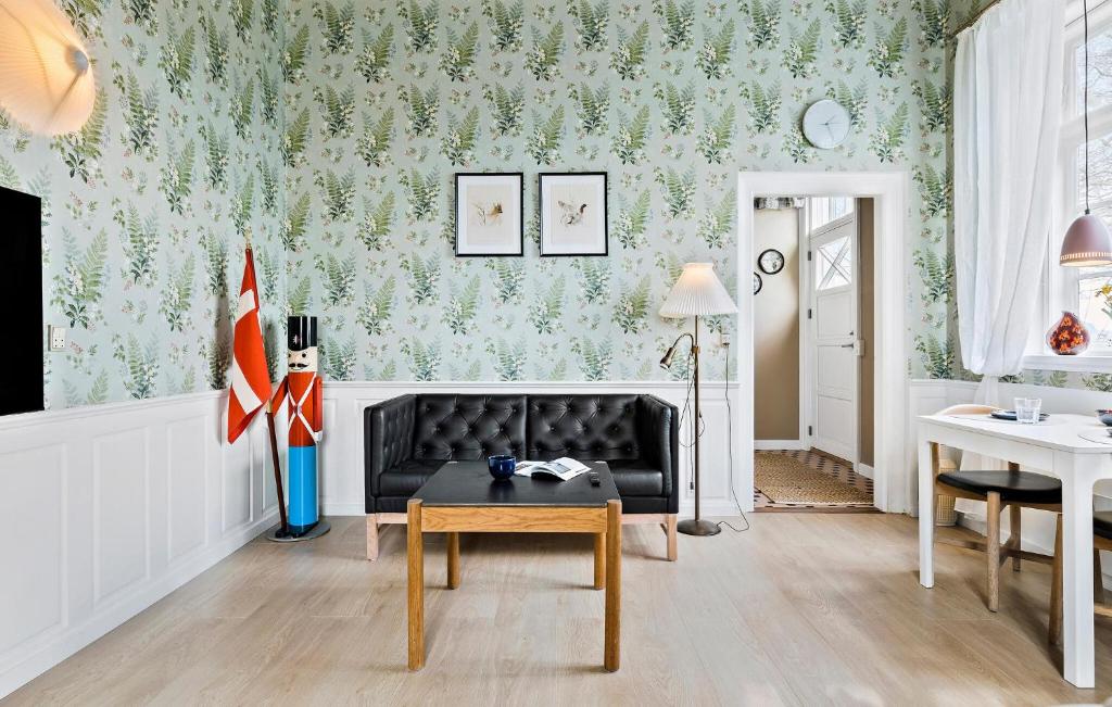 Beautiful Apartment In Aakirkeby With Wifi photo 1