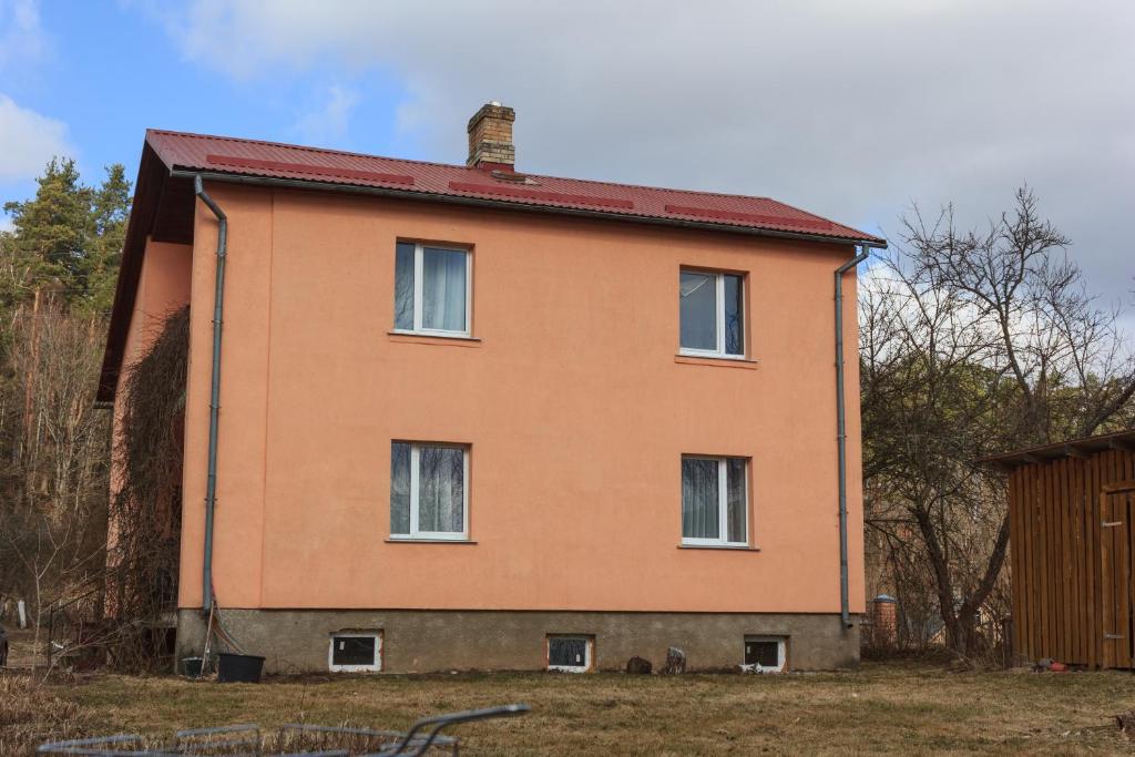 Kalnu māja